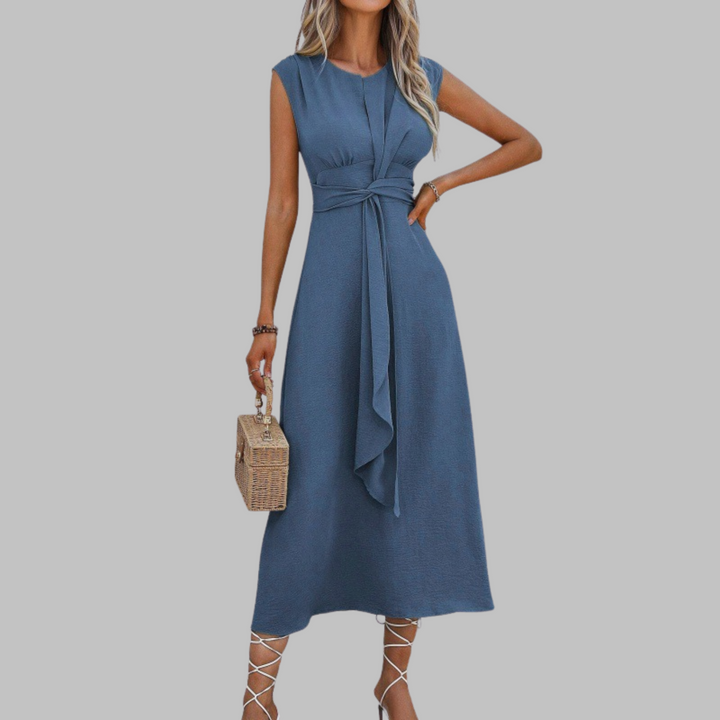 Ravelle │ Elegant Sleeveless Round Neck Maxi Dress