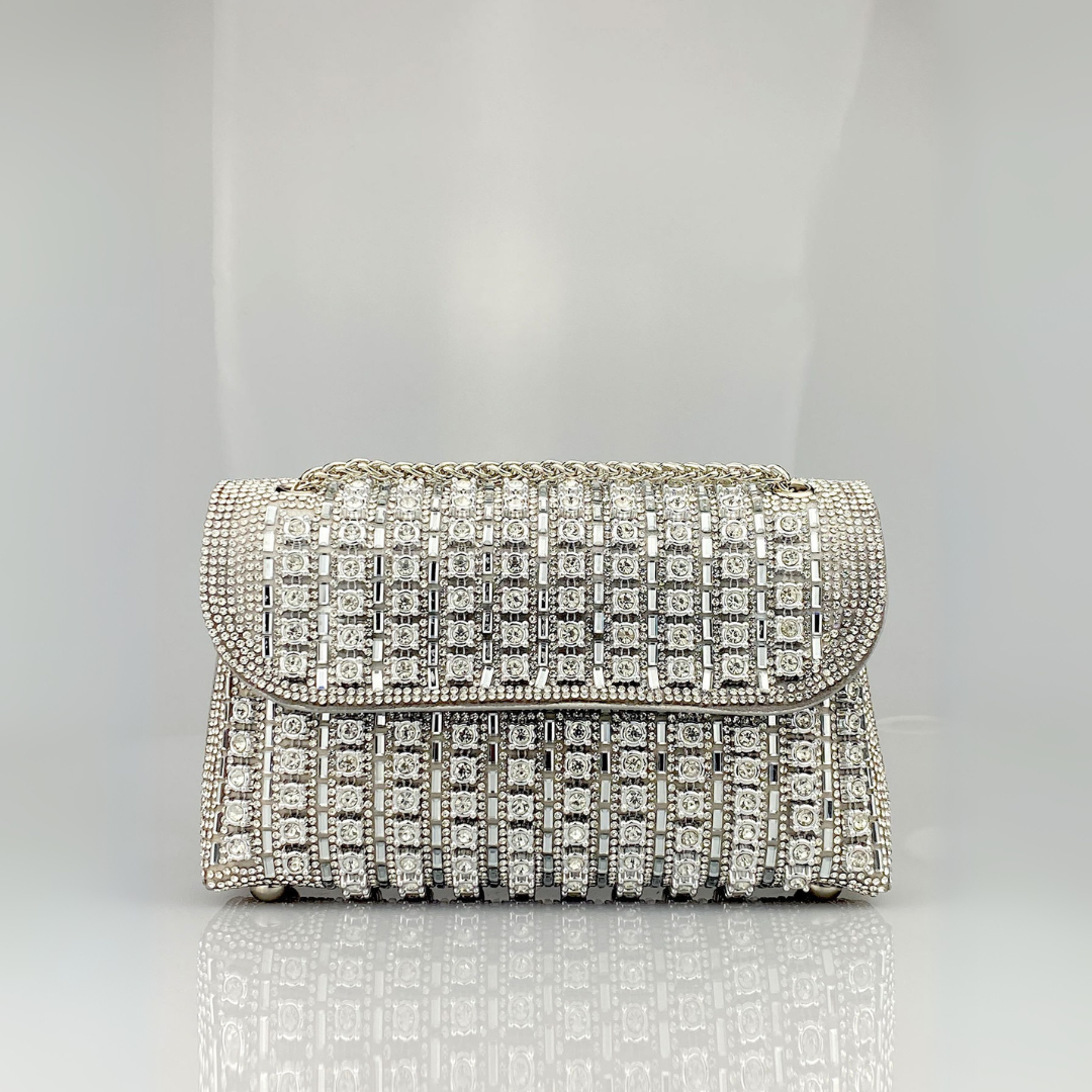 Lucianne │ Chic Chain Diamond Shoulder Bag