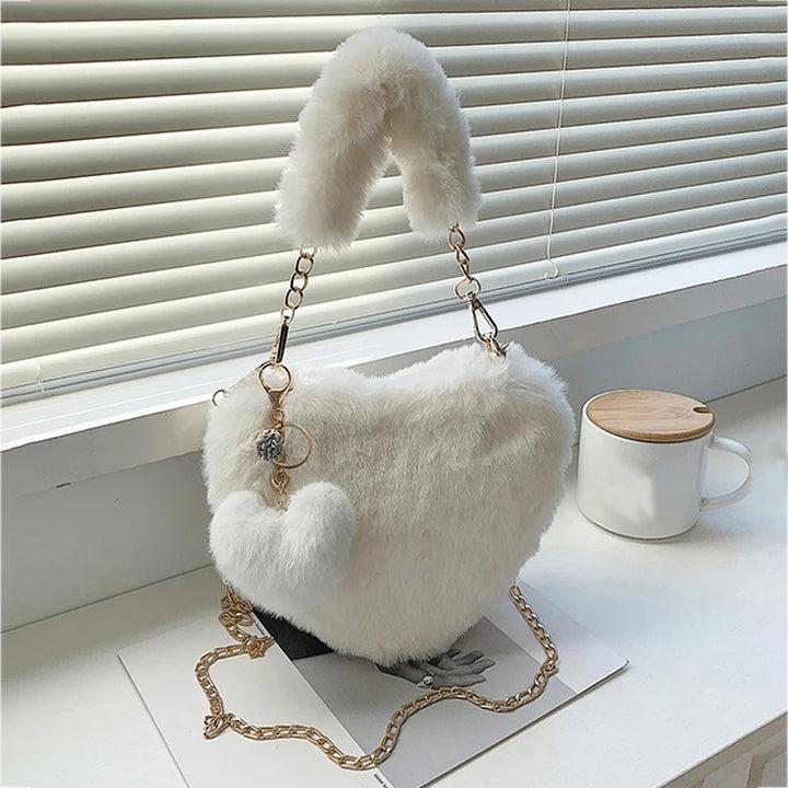 Céleste | Heart-Shaped Plush Shoulder Bag