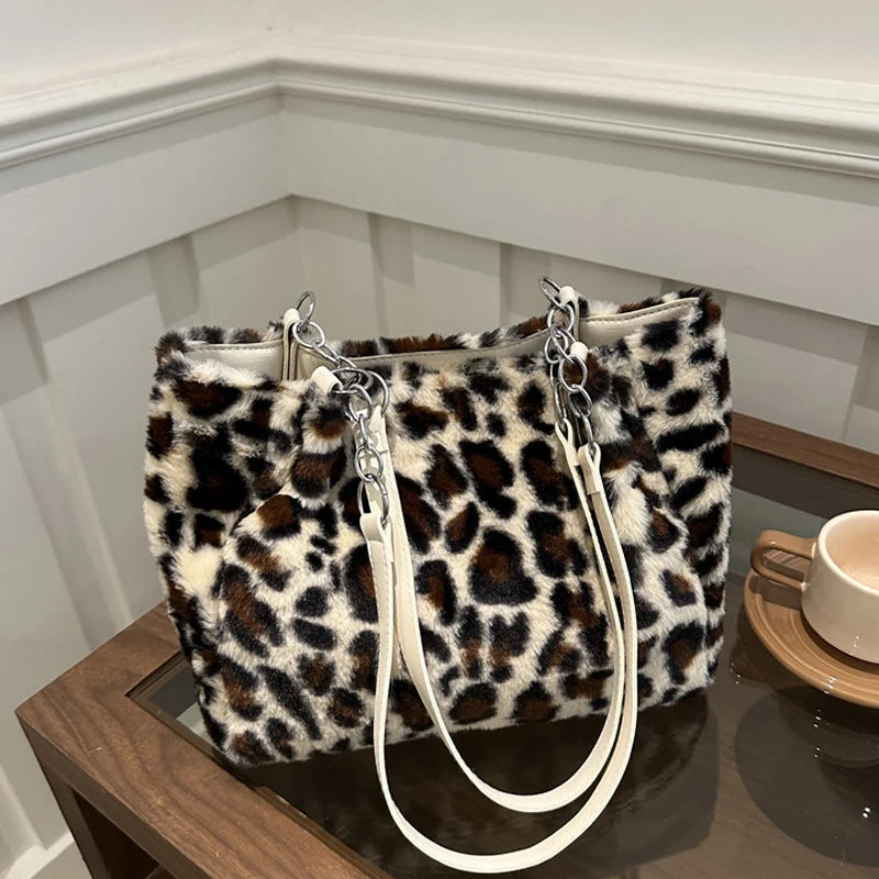 Olive | Faux Fur Tote Bag in Animal Print